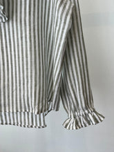 Load image into Gallery viewer, Arabella shirt - Stripes White/Olive green
