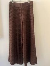 Load image into Gallery viewer, Knitted trousers
