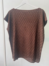 Load image into Gallery viewer, Square top knitted
