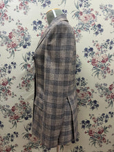 Load image into Gallery viewer, Blazer double breasted - Wool
