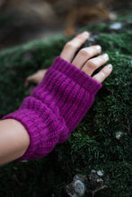 Load image into Gallery viewer, Arm Warmers
